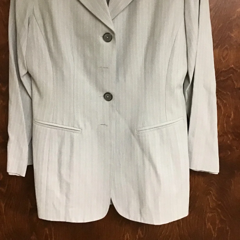 Womens Petite Size 10 pant suit - Picture 5 of 8